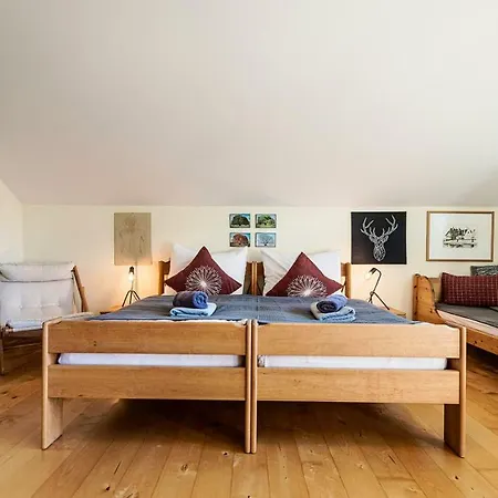 Anna Am Hallstaettersee באד גויסרן