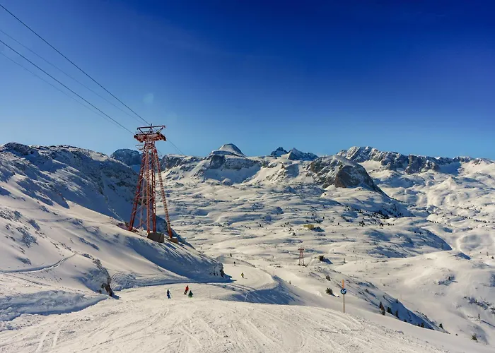 Anna Am Hallstaettersee